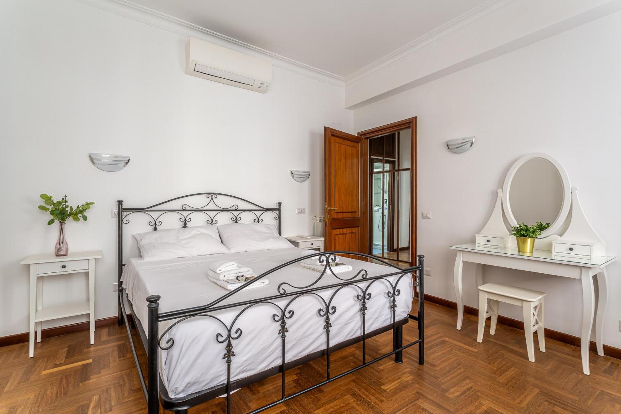 Iflat Vatican Spacious Apartment With Terrace Rome Exterior photo